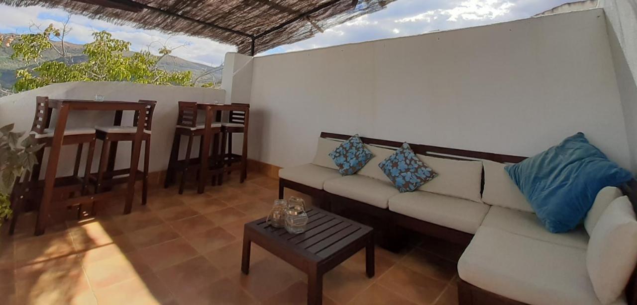 La Posada Amena Carcabuey Bagian luar foto