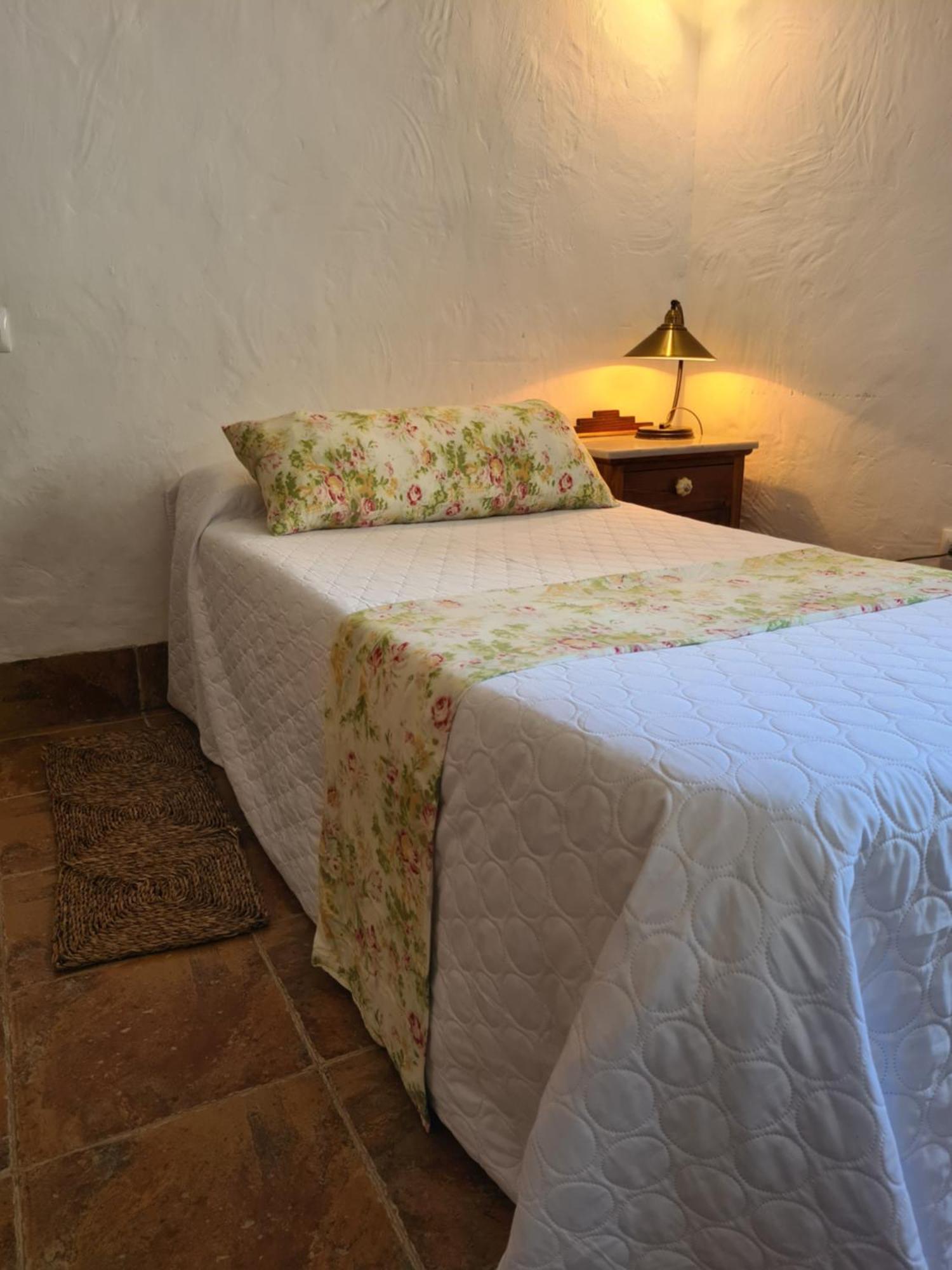La Posada Amena Carcabuey Ruang foto